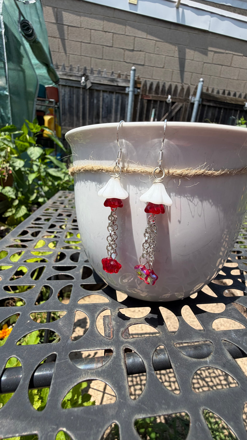 Layered White Red Floral Star Dangle Earrings