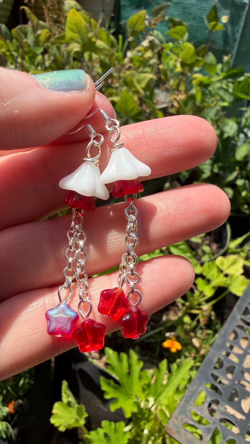 Layered White Red Floral Star Dangle Earrings